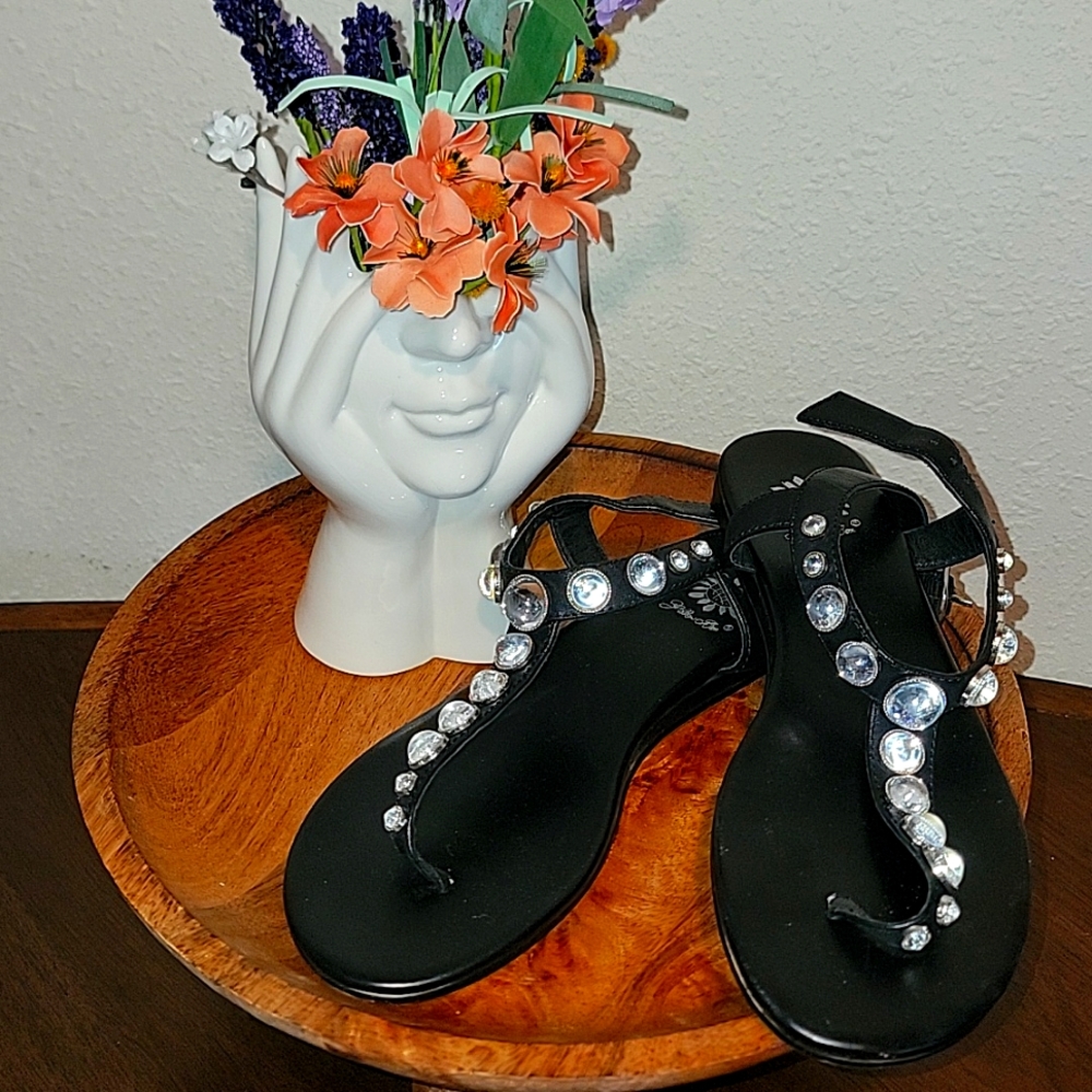 6.5 Black beaded Yellowbox Sandal